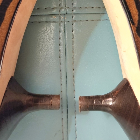 MICHAEL KORS Y2k Yellow Gold Chocolate Tiger Ombre Silk Low Kitten Heel Pumps 9 - Picture 2 of 16